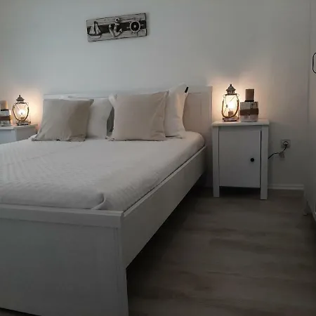 Apartment Bella Apartments Vir