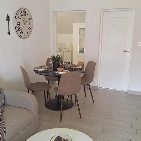 Apartman Bella Apartments Vir